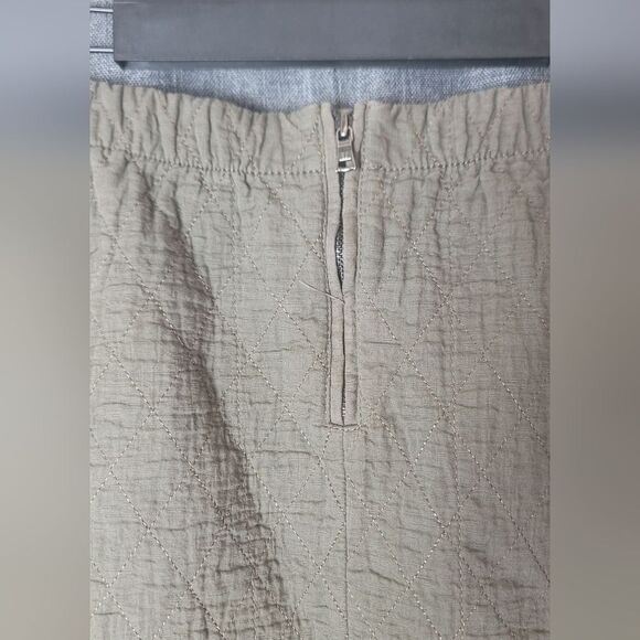 BCBGMAXAZRIA Quilted Skirt - Picture 4 of 9